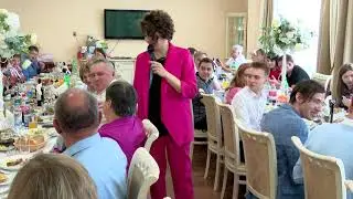 Ведущий на свадьбу в Оренбурге. Тамада - Беседина Татьяна. 89128452399 // 22-33-02
