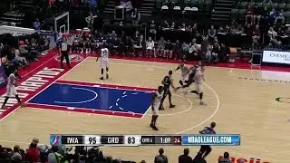 Matt Costello posts 12 points & 11 rebounds vs. the Drive, 11/23/2016