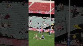 Aiden Grace kicks a nice set shot for Central Districts #sanfl #afl #sanflfinals #footyfinals