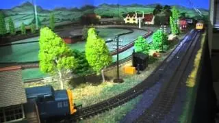 OO Scale Lima Single car DMU (diesel Motor Unit) L204623 W55028