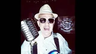 M&auml;uss - Suena (1MinutoVersion)