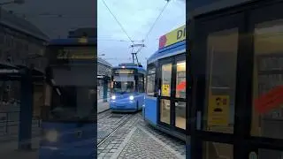 Stra&szlig;enban in M&uuml;nchen R2.2b at Sendlinger Tor | Munich Tram #strassenbahn #m&uuml;nchen