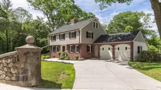 512 Fellsway East, Stoneham MA - Judy Sousa - Tel 781-956-6945
