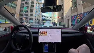 1x: Tesla FSD Drives from Brooklyn to the World Trade Center in Manhattan Across the Brooklyn Bridge