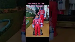 ❤️#kindergarten #activity #picking ball with spoon#
