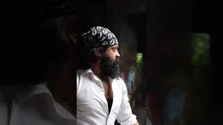 Yash attitude king 👑🔥 #yashkgf #bollywood #support #yashrockybhai #kgf #yashfans #kgf3 #yashkgf