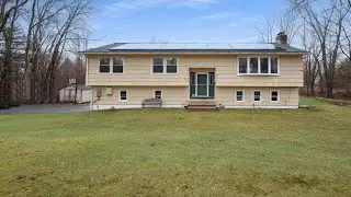 28 Colony Road, Plymouth, CT Presented by Dawn Rousseau.