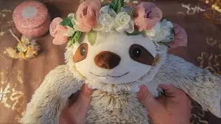ASMR ~ Cozy, soft, plush toys 🧡 Fabric scratching, face massage (kind of?) ~ soft spoken