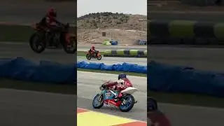 Snippet from MIR racing circuit on the NSF250 & Crf150. #bikes #nsf250 #kidswhoride #karttracks