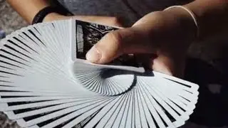 Titan Deck Review - Playing Cards