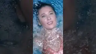 Just like a REAL Mermaid 🧜&zwj;♀️🌊#makomermaids #mako