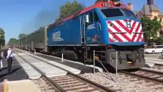 Amtrak California Zephyr #6 Meets Outbound Metra 190 Express at Riverside IL
