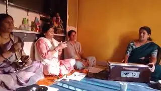 आयुष्य वेचोनी कुटूंब पोसिले
