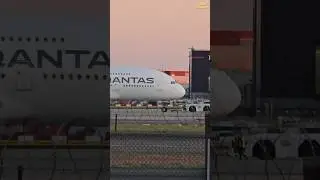 Tug pushing the giant! 😱🛬...Qantas Airbus A380 🇦🇺✈️👑... #qantas #airways #shorts