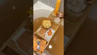 cozy fall bath🍂🫧 #fall #cozy #bathbomb #selfcare #thatgirl #aesthetic #shorts #asmr #relaxing
