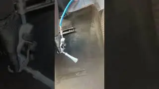 Nettoyage en profondeur d&rsquo;une moquette de voiture 🧼 la tache a commenc&eacute; &agrave; s&rsquo;impr&eacute;gner&hellip;