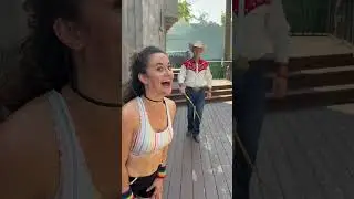 Whippin&rsquo; Cheetos with Tiny Girl Big Show #renfair #renfest