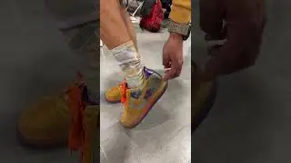 He even had the matching chain 👀 #sneakers #sneakerhead #sneakercon #nike #af1 #shorts