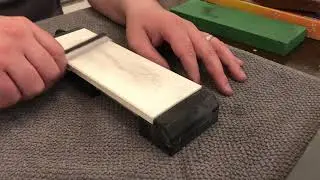 Basic straight razor honing progression (no commentary)