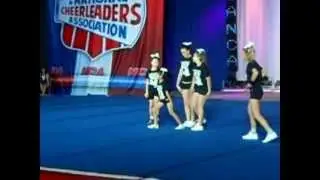 Michigan Xtreme Cheer exhibition [Tema Poision]
