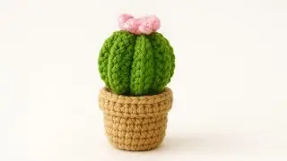 Cute Crochet Cactus Keychain 🌵 | Easy Amigurumi Plant Tutorial for Beginners