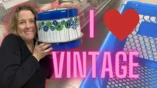 Scoring Rare Vintage Finds at the Thrift Store!