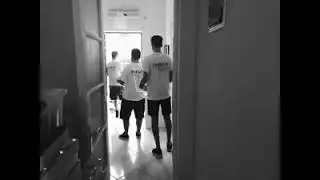 &Kappa;&alpha;&nu;&epsilon;ί&sigmaf; &mu;ό&nu;&omicron;&sigmaf; &kappa;&alpha;&iota; &alpha;&upsilon;&tau;ό &tau;&omicron; &kappa;&alpha;&lambda;&omicron;&kappa;&alpha;ί&rho;&iota;