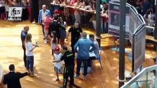 Federico Tv - Emis Killa incontra i fan