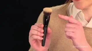 bareMinerals: Smoothing Face Brush