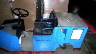 Taylor Dunn Battery Powered Maintenance Cart on GovLiquidation.com