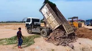 Best  Work landfill Task! Huge Size ! Using Dozer KOMAT&rsquo;SU D31P Push Soil rock & Dump Truck 5Ton!