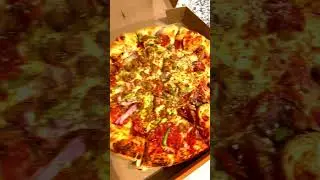 Little Caesars Deep Dish Chicago Pizza! A Canadian Throwback 🍕🇨🇦