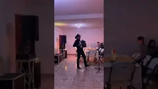 El troquero #musica #corridos #acordeon #norte&ntilde;o #karmelovega