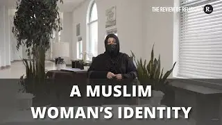 A Muslim Woman&rsquo;s Identity - The God Summit 2022