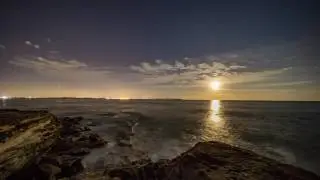 Supermoon Rising Over Sydney