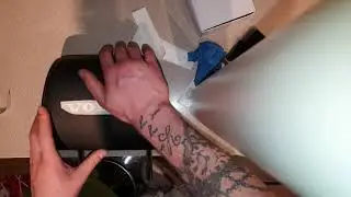 How to fit vinyl stickers to leather seats. Heat gun required