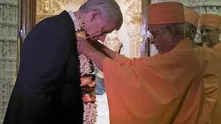 Canada's Prime Minister Stephen Harper visits BAPS Shri Swaminarayan Mandir, Toronto