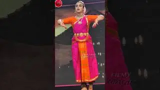 അമ്മയുടെ മുമ്പിൽ ഭരതനാട്യം കളിക്കുന്ന മിയ ജോർജ്❤️#miyageorge #classicaldance #actress