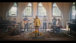 Julia Logue - See You Smile (Live Performance)