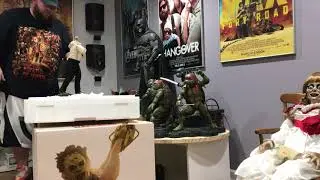 Unboxing / Review Sideshow Leatherface 1/4 scale with Exclusive hammer Texas chainsaw massacre