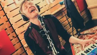 Ozark Henry - A Dream That Never Stops (live)
