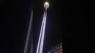 Edinburgh Xmas big drop ride in George square