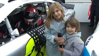 Gordon's kids give the command