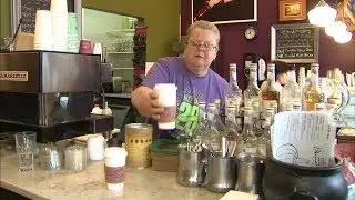 Chicago Community Kitchen program helps with kitchen, life skills