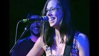 Sara - Singing & Guitar Teacher - Guildford