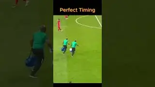 Perfektes Timing😏 #football #perfecttiming #satisfying #shorts #mireto