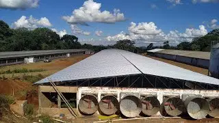 Telhado da granja do Instituto Bíblico Maranata
