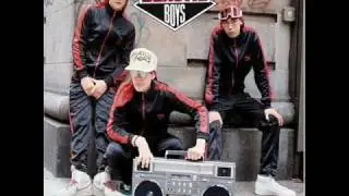 Beastie Boys - Intergalactic - Solid Gold Hits