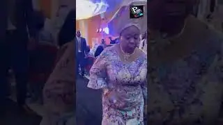 Dupe Adeleke dances like her Brother Governor Demola Adeleke. Watch her dance steps