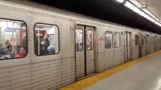 TTC Subway 37